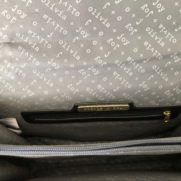 OLIVIA and JOY purse. Detach chain strap. - Picture 5 of 8